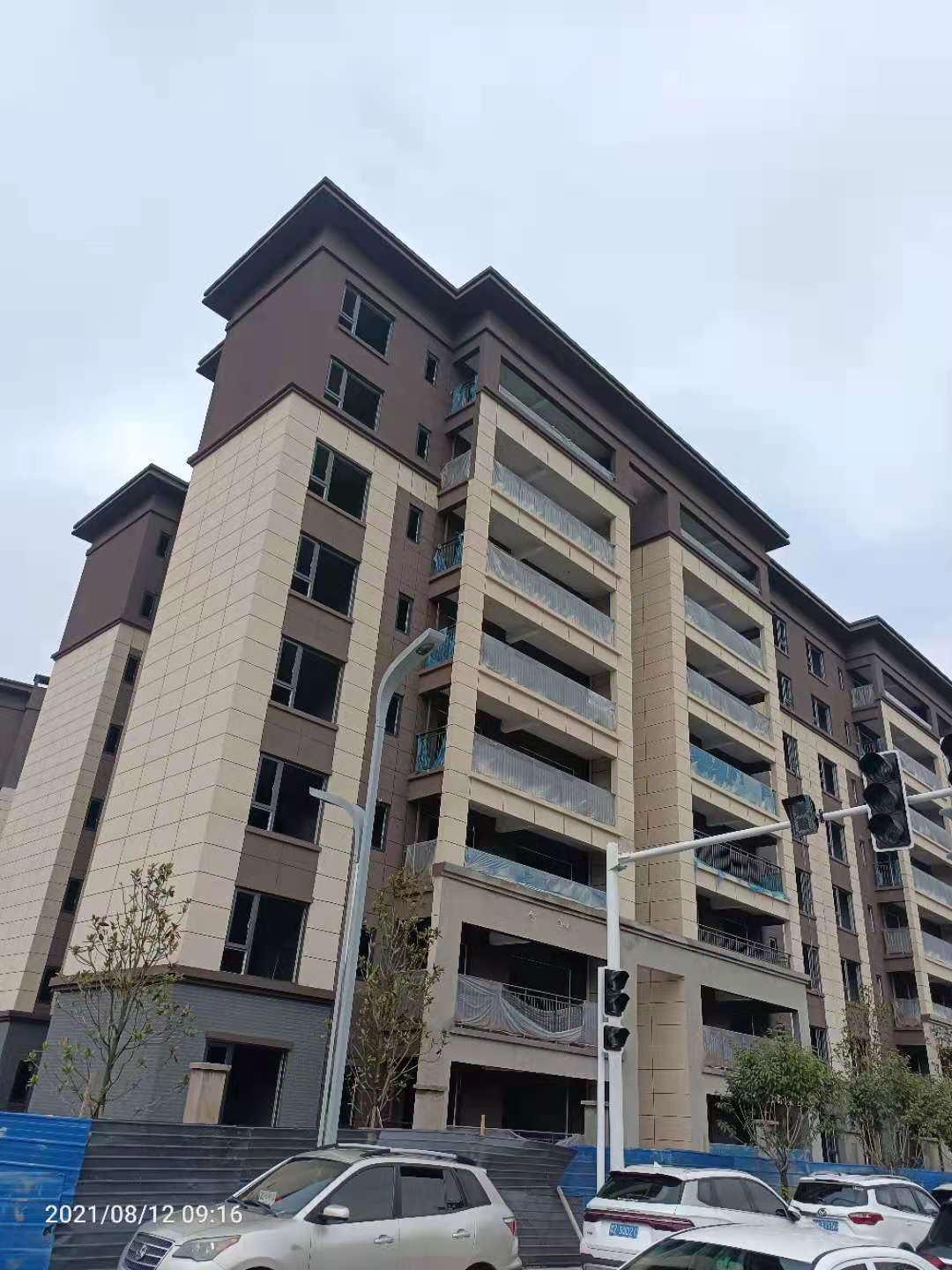 正黄·金域香江